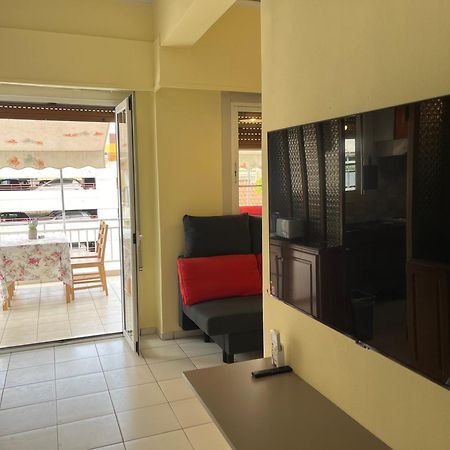 Qqueen House Piraeus Bagian luar foto