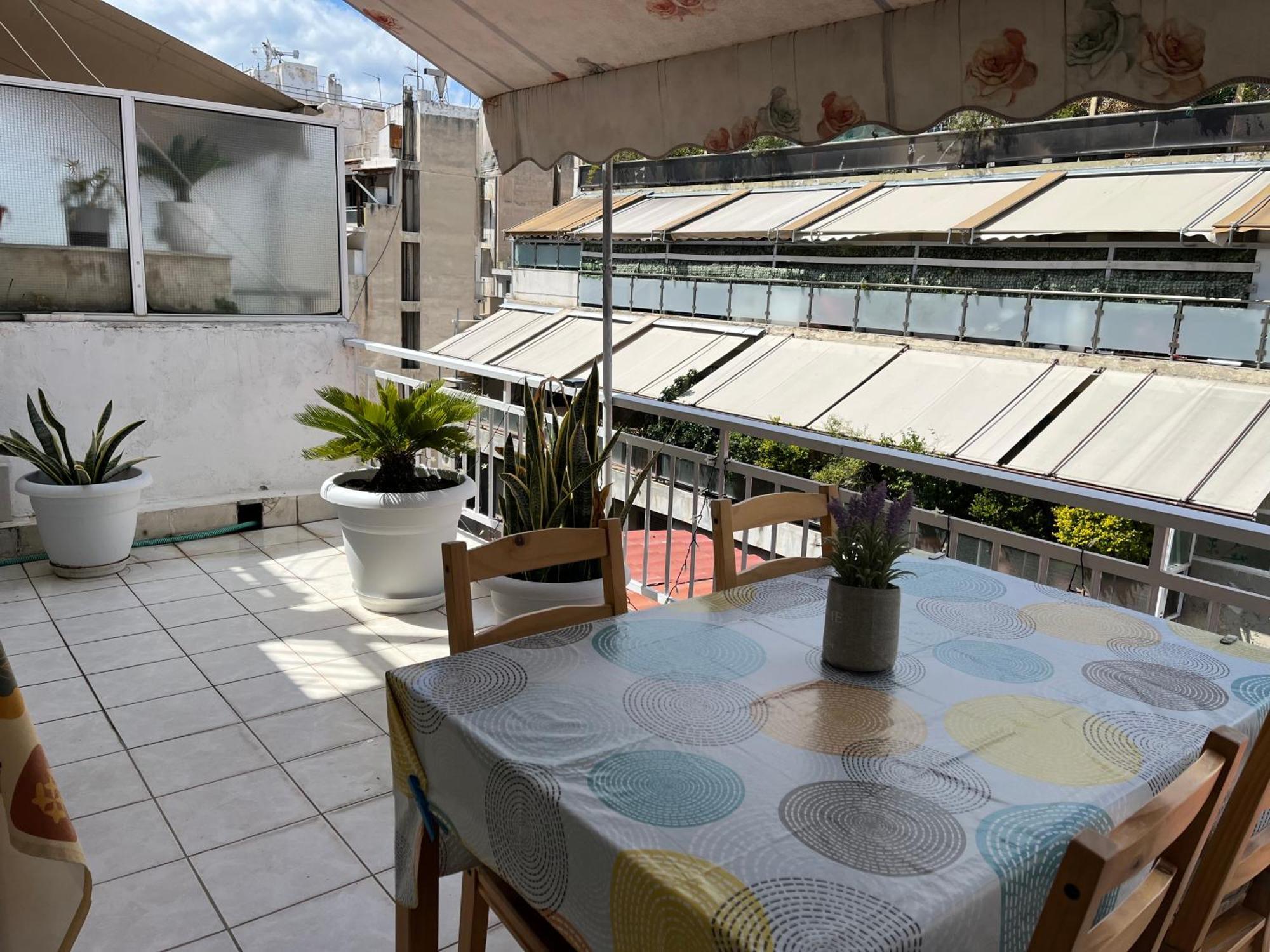 Qqueen House Piraeus Bagian luar foto